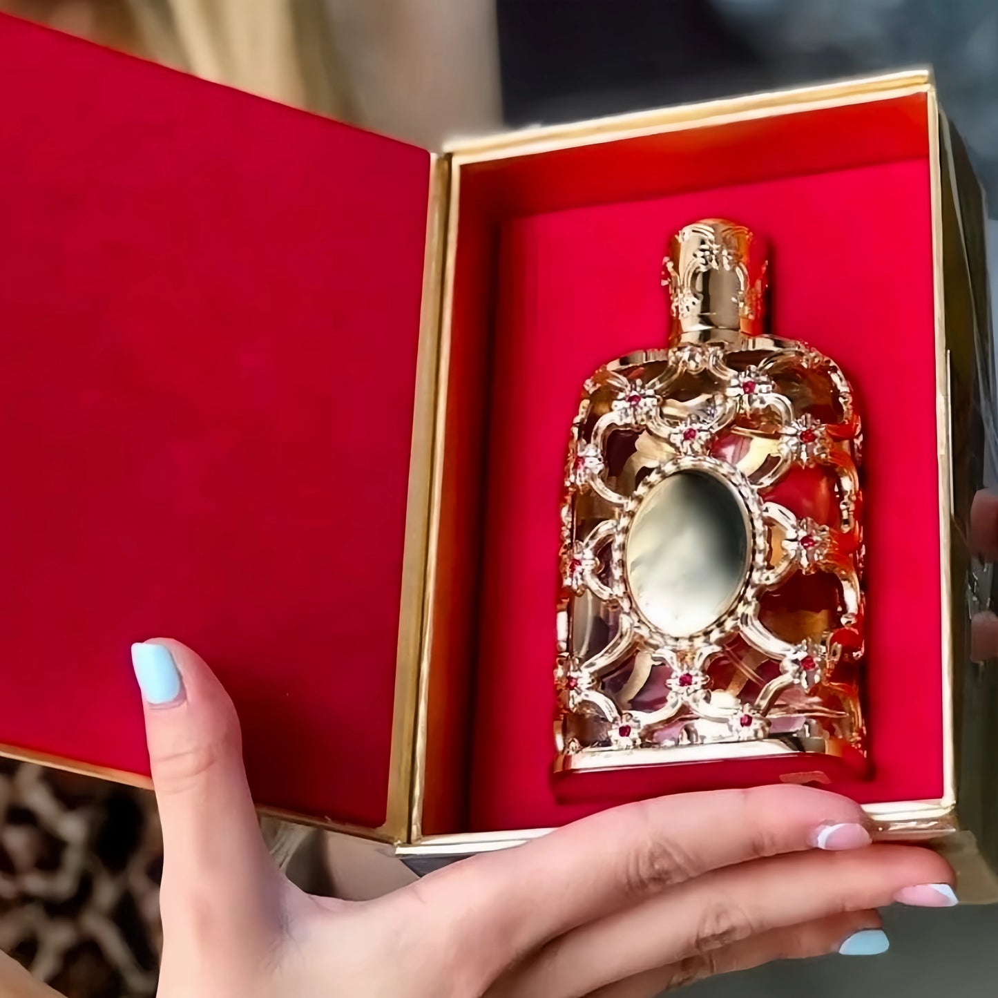 Orientica Luxury Collection Amber Rouge Eau De Parfum 2.7oz / 80ml – Woody, Amber, Saffron, Praline, Jasmine, Orange, Oak Moss, Seaweed – Arabic Perfume for Men & Women. A Perfect Holiday Gift.