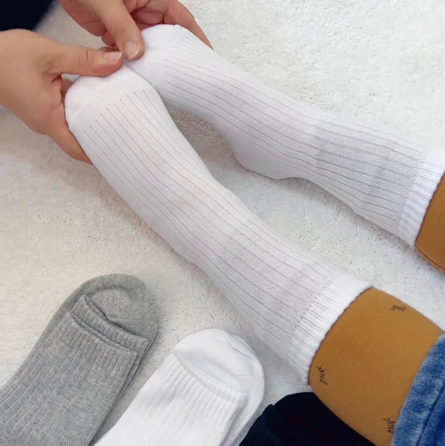 Kids' Solid Color Cotton-Blend Socks — product image