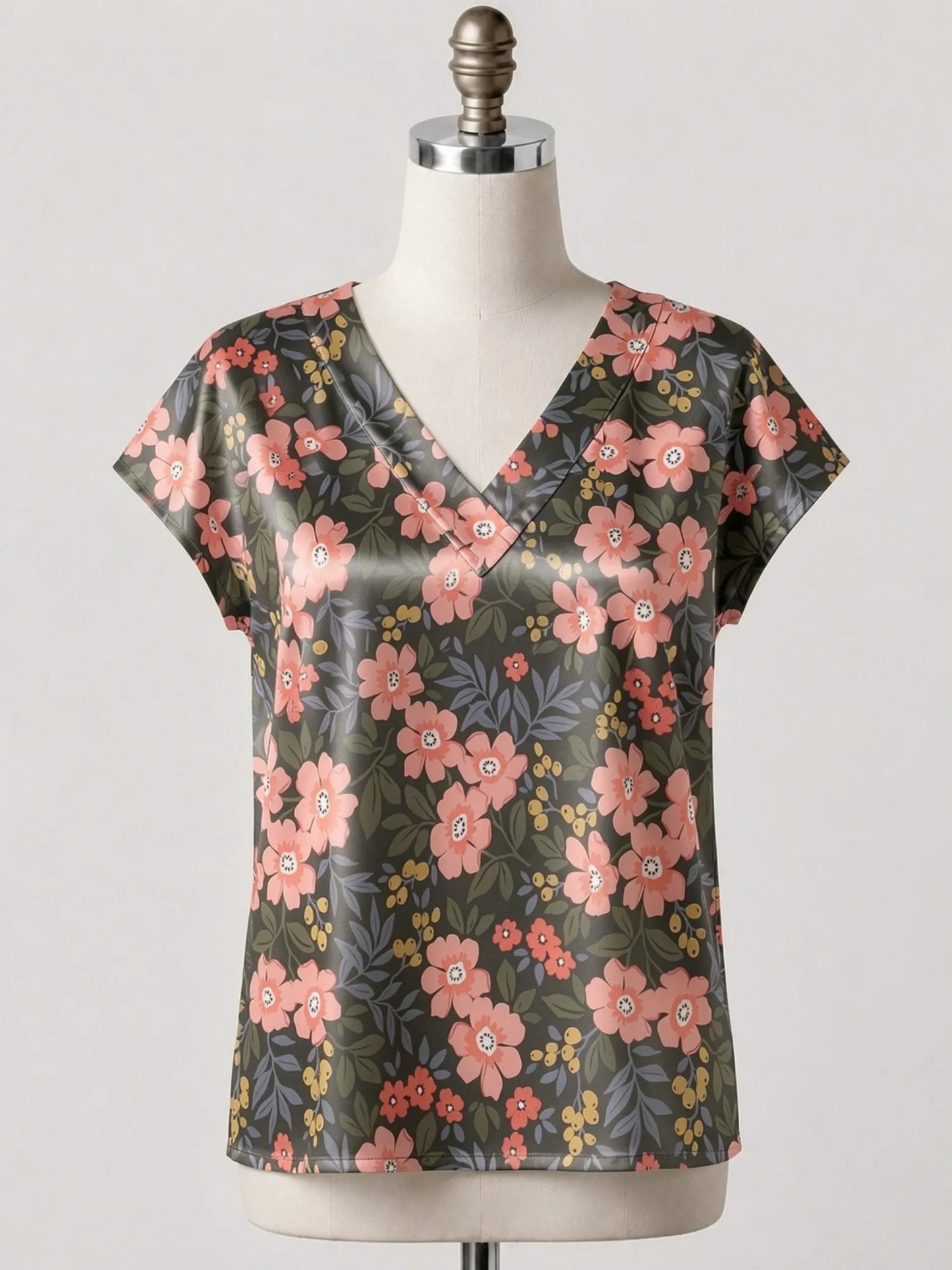 Women's Satin V-neck Tropical Floral Print Short-Sleeve Summer Shirt Casual Street Fashion T-Shirt New Beachwear