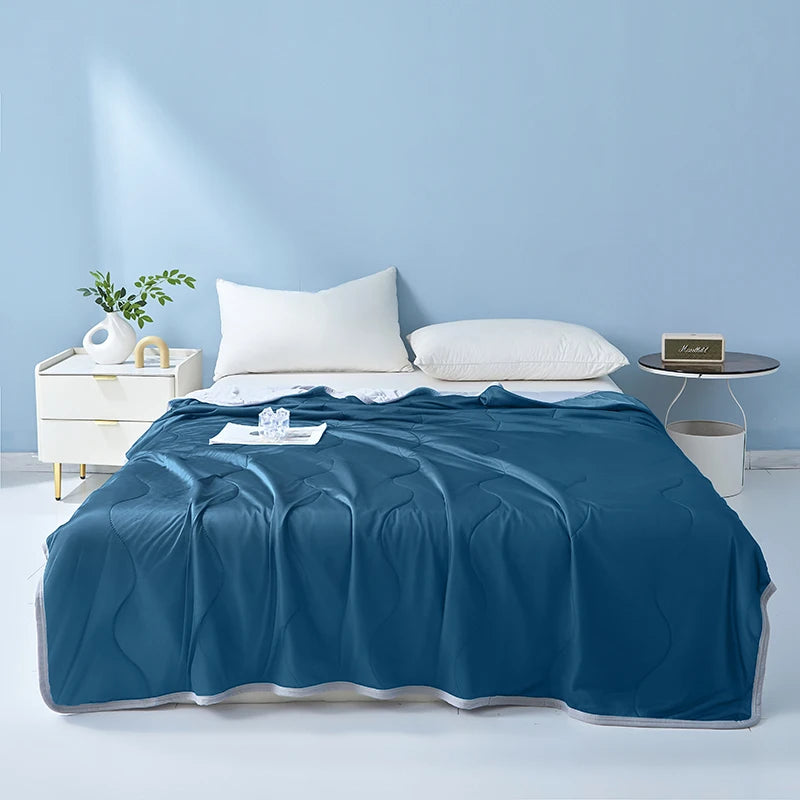 King Size Cooling Comforter - Breathable & Lightweight Ice Silk Cooling Blanket, Thin Quilt for Hot Summer