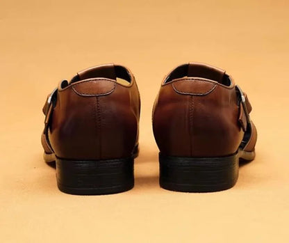 Summer Men's Sandals Leather Dress Shoes Outdoor Soft Pointed Formal Men Wedding Sandals Classic Light Slippers Sandals Sneakers