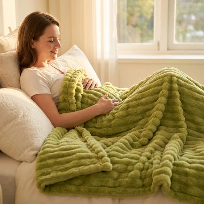 Exquisite Embroidered Ice Silk Cooling Comforter, Airy & Light Summer Bedding, Gentle on Skin for AC Rooms, Multiple Sizes including King and Queen