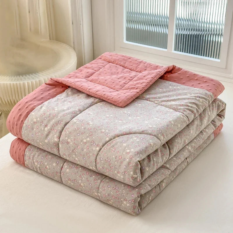 Cooling Bead Summer Quilt – Printed Polyester with Microfiber Filling, Lightweight Breathable Bed Blanket, Puffy Dot Texture for Extra Softness, Skin-Friendly & Machine Washable, Great for Hot Sleepers