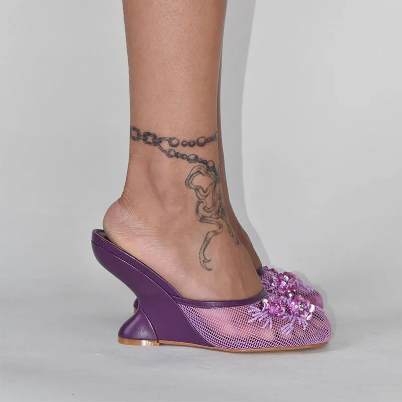 European and American Fashion Hollow Flower Baotou Banquet Half Slippers for Women's Outdoor Versatile Slope Heel Fashion Shoes