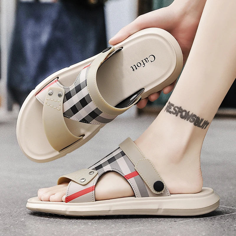 Sandals Men's 2025 New Summer Casual Beach Shoes Indoor and Outdoor Wear Two-Wear Lightweight One-Line Sandals