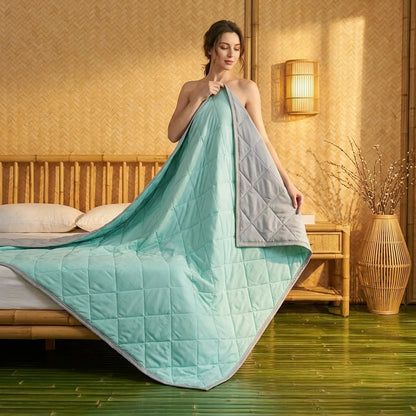Soft Breathable Thin Ice Silk Blanket, Cool Comfort Bedding for Summer, Great Choice for Warm Bedrooms and Resting Time