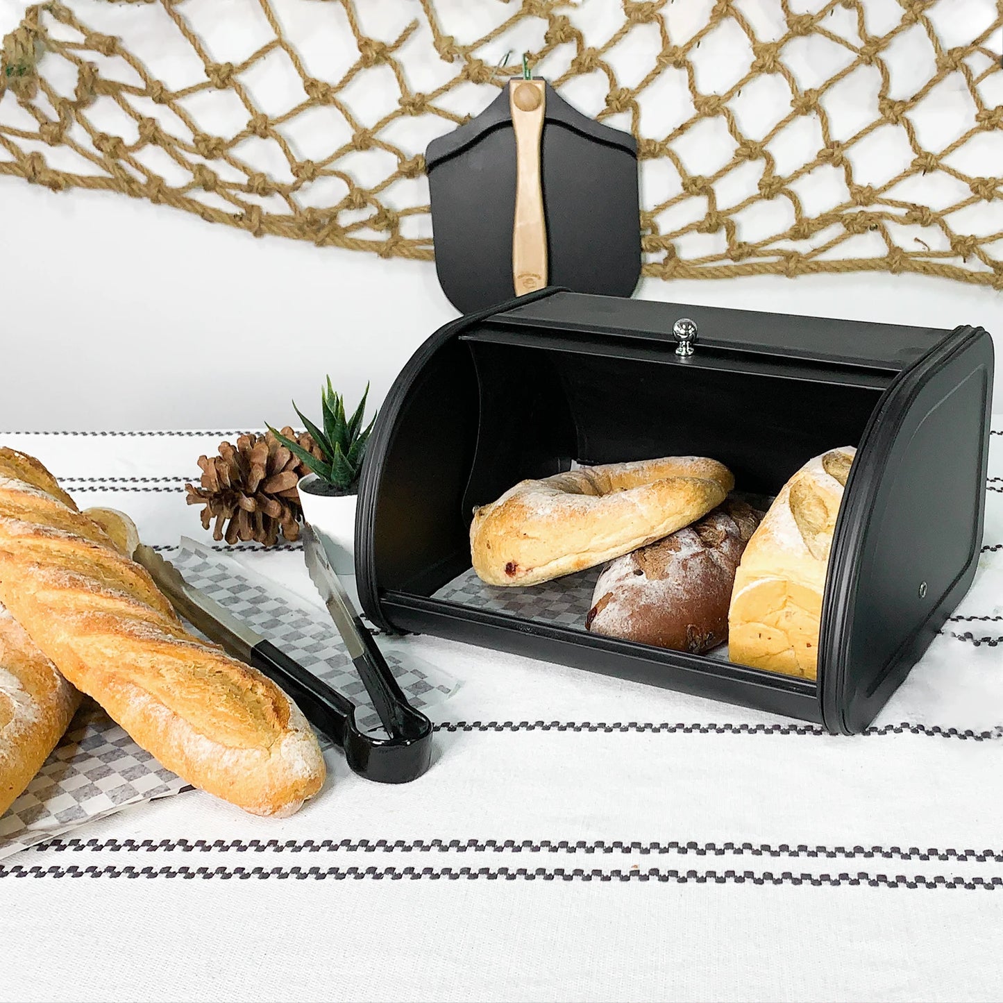 Metal Bread Box Black bread Bin Bread Storage box Food Storage Containers for Kitchen Large household Food Container