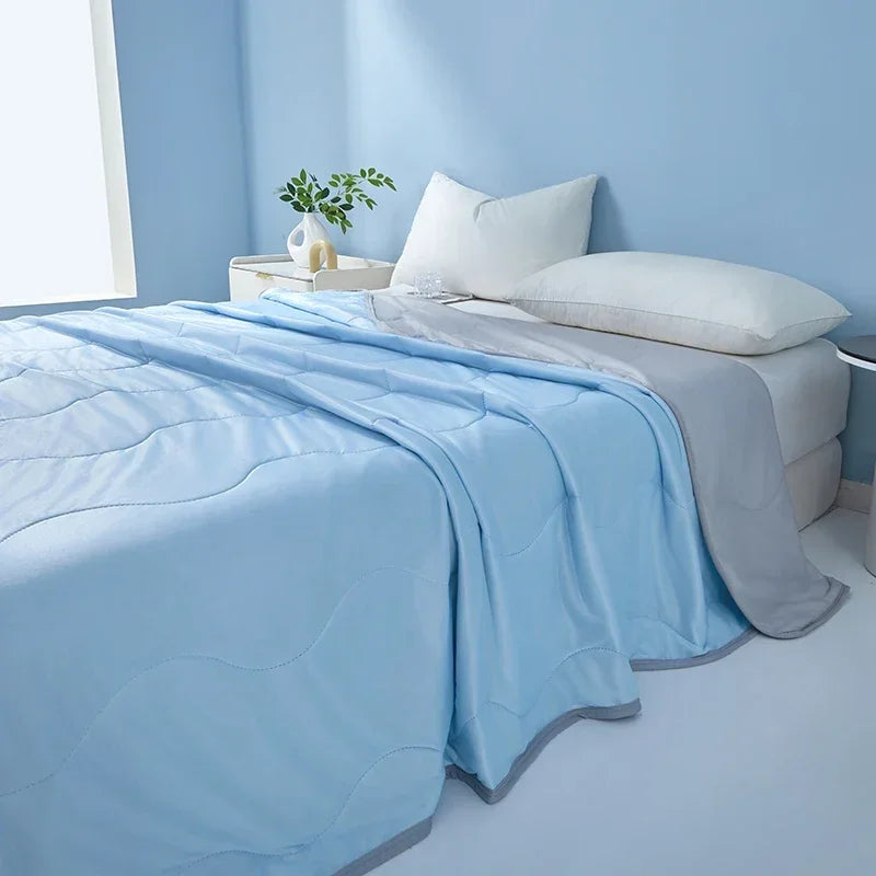 1PCS Double-Sided Ultra-Soft Cooling Summer Quilt Bed Blanket | Large Cooling Air-Conditioning Blanket for Hot Sleepers | Machine Washable Dual-Use Summer Cooling Quilt | Dormitory Office Nap Blanket Sofa Throw | Practical Su