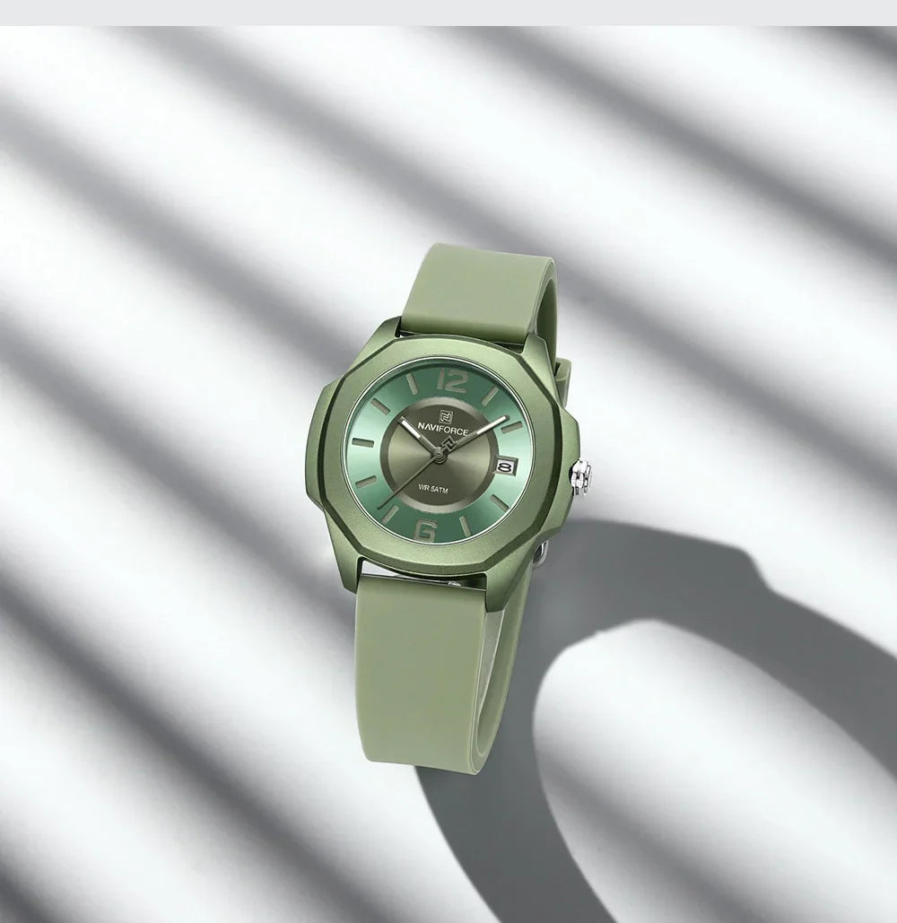 NAVIFORCE NF7107 Watch for Women Silicone Strap Classic Fashion 5ATM Waterproof Ladies Elegant Watch