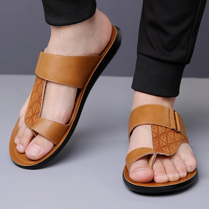 Men's Summer Sandals Breathable Fashion Simple Toe-Thru Soft Flat Bottom Beach Shoes Comfortable Classic Slippers-2502