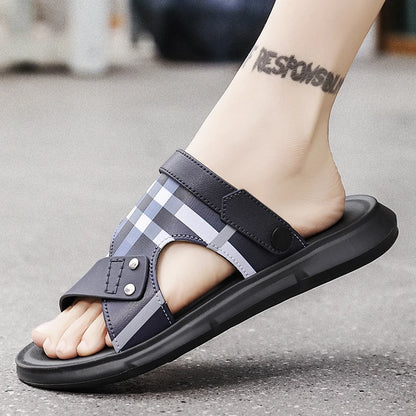 Sandals Men's 2025 New Summer Casual Beach Shoes Indoor and Outdoor Wear Two-Wear Lightweight One-Line Sandals