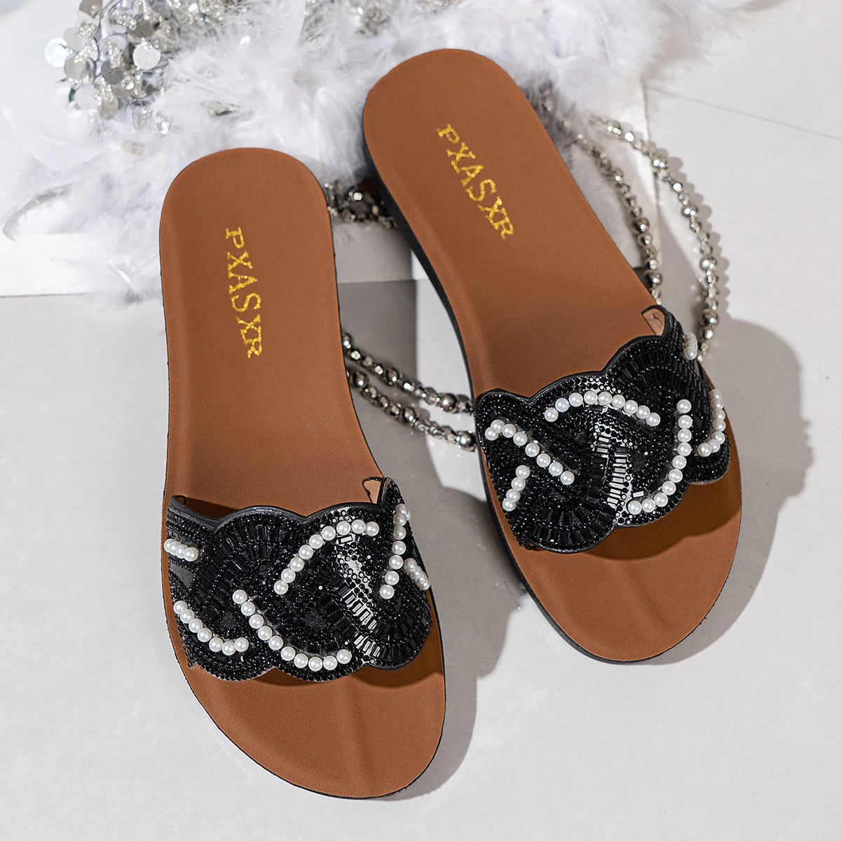 PXASXR Pearl Sandals for Women Fashionable Wear-Resistant Flat Bottom Slippers Comfortable Casual Beachwear Outdoor Slippers