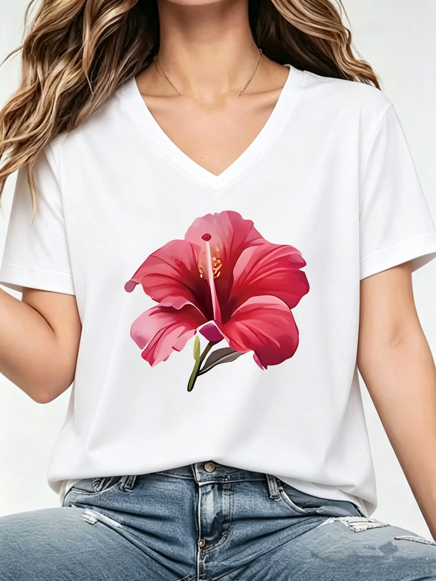 Trendy Fashion Floral V-neck Loose Graphic  T-Shirt Short Sleeve V Neck Casual Top for Summer Spring Women'S Clothing
