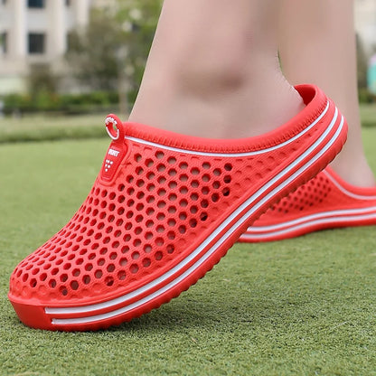 Comfortable Men Pool Sandals Summer Outdoor Beach Shoes Men Slip on Garden Clogs Casual Water Shower Slippers Unisex