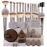 Foundation & Eyeshadow Brush Set — view 26