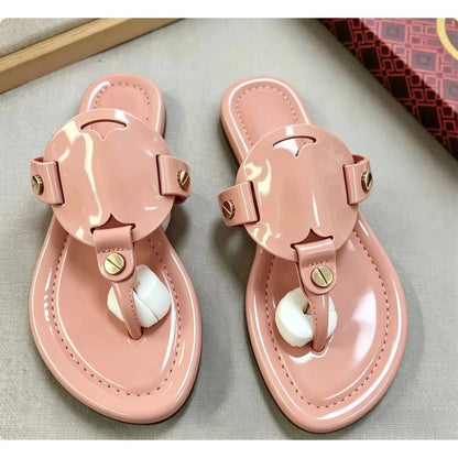 New Women's 2026 Summer Non-Slip Sandals Hollow-Out Design Flat Outdoor Beach Slip-On Sandals Flat Flip-Flop Style Women's Casual Hollow Flat Slides Designer Shoes Plus Size