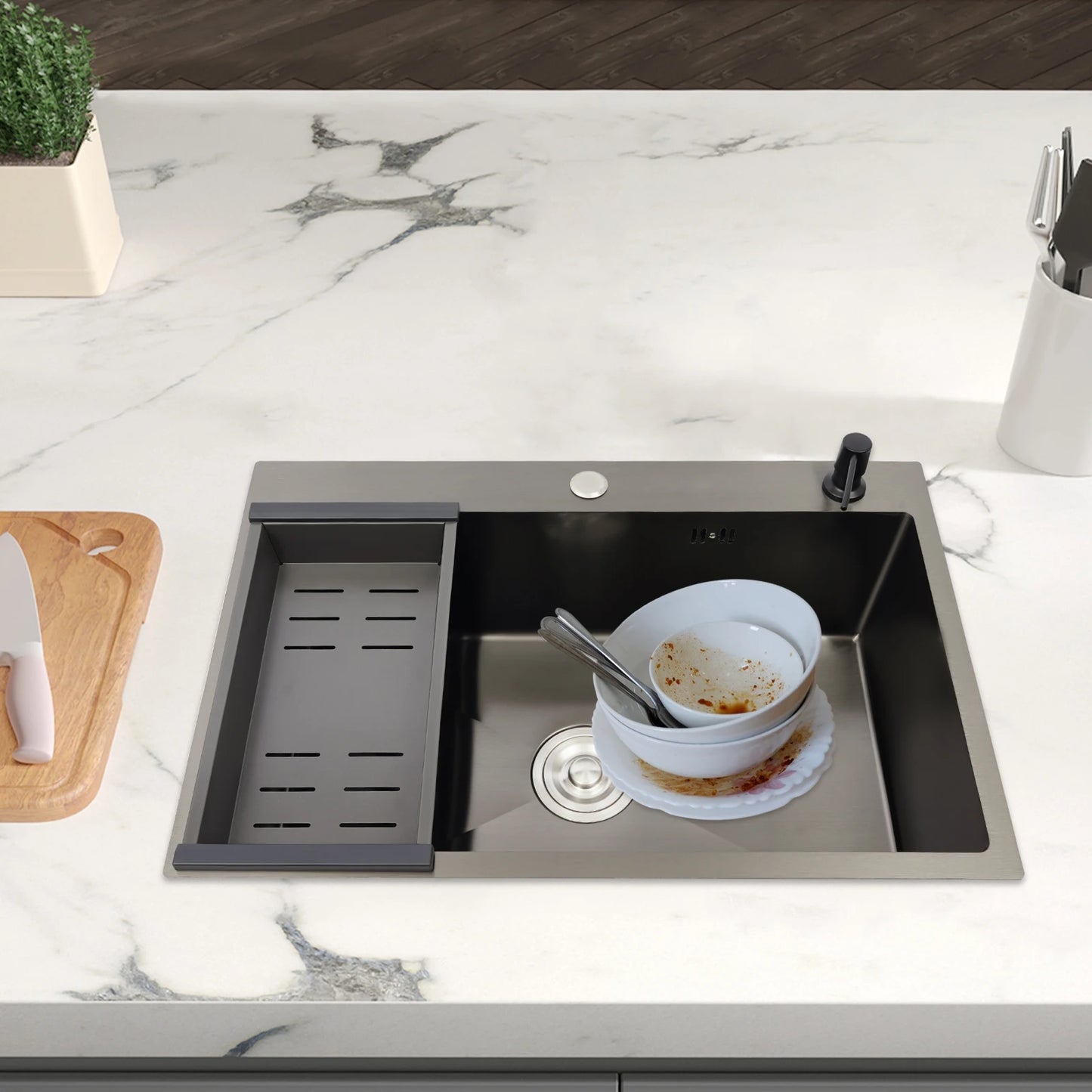 Stainless Steel Kitchen Sink with Draining Basket Soap Dispenser Utility Sink and Drainer with Efficient for Home Kitchen