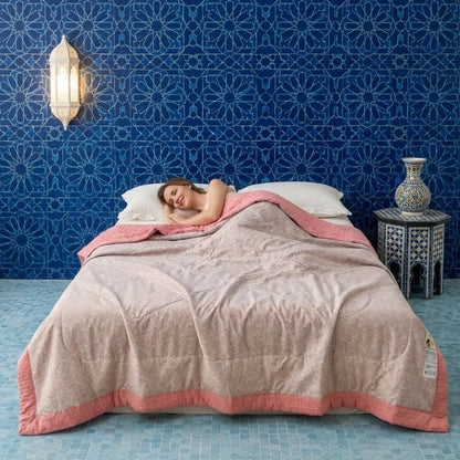 Cooling Bead Summer Quilt – Printed Polyester with Microfiber Filling, Lightweight Breathable Bed Blanket, Puffy Dot Texture for Extra Softness, Skin-Friendly & Machine Washable, Great for Hot Sleepers