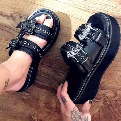 Summer Sandals Buckles Vampire Cosplay Platform Black Gothic Shoes for Women Slippers Metal Decoration Women Designer Slippers