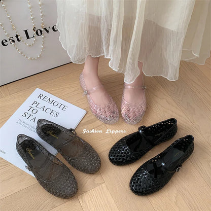 Transparent crystal women's shoes 2026 summer new jelly hollow soft sole fashionable versatile outer wear cool slippers women