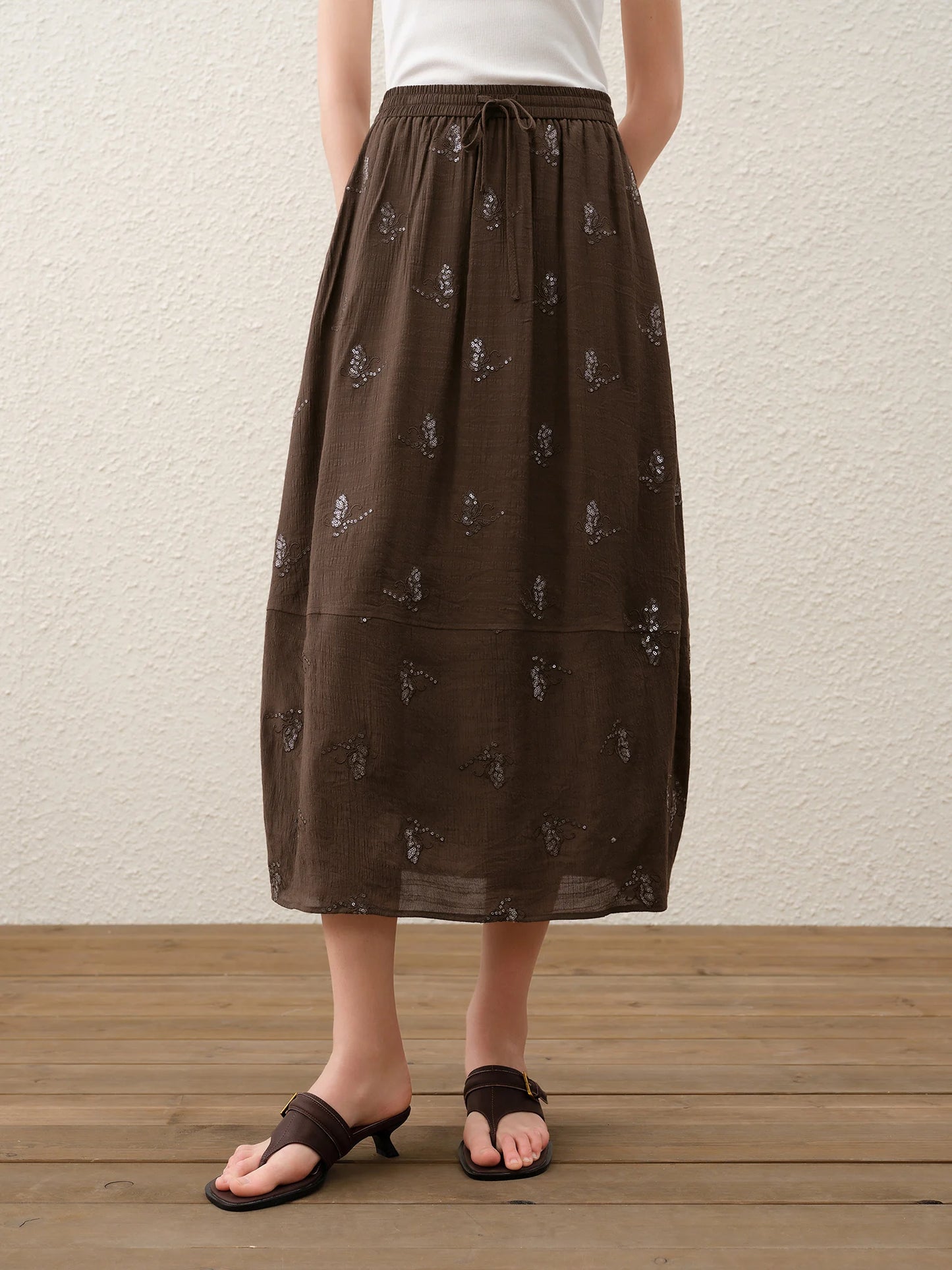 FSLE【Premium Series】Fashionable Embroidered Sleeveless Top and Tulip Skirt Elastic Waist Retro Women 2026 Summer New Arrival Set