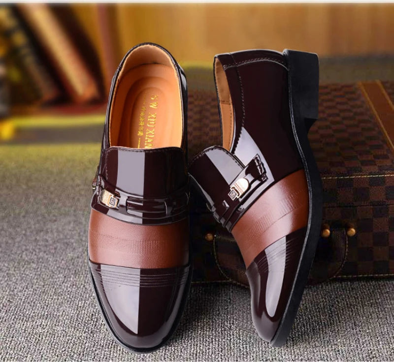 Mens Formal Two Tone Patent Leather Loafers Pointed Toe Slip On Shoes With Metal Buckle Low Heel Comfortable Non Slip Breathable
