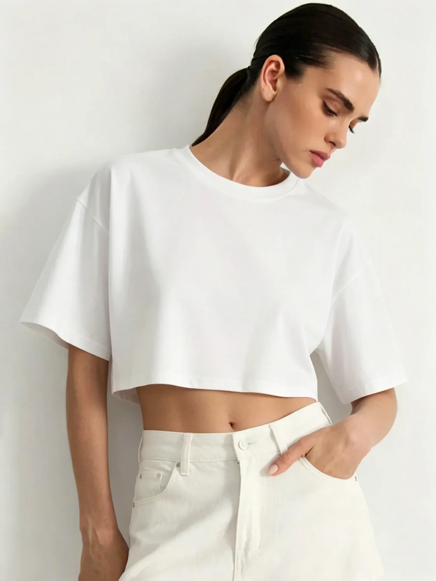 Black White Crop T-Shirt Women Cotton Soft Trendy Short Sleeve Crewneck All-Match Clothes Summer Casual Navel Exposed Tees
