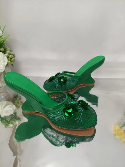 European and American Fashion Hollow Flower Baotou Banquet Half Slippers for Women's Outdoor Versatile Slope Heel Fashion Shoes