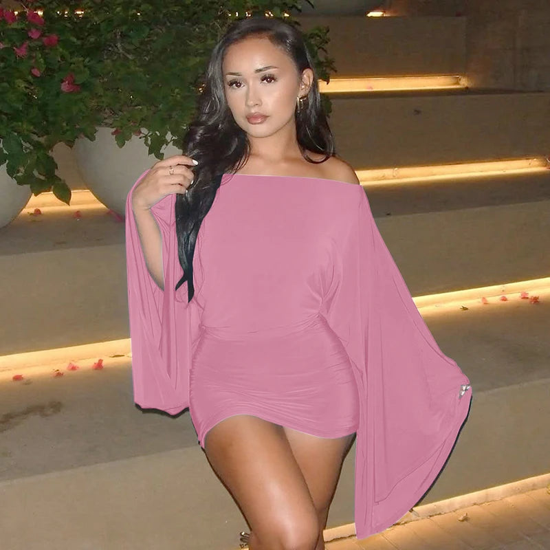 Hugcitar Solid Long Cloak Sleeve Sexy Loose Sexy Ruched Sexy Bodycon Mini Dress Fall Winter Women Fashion Outfit Party Festival