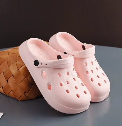 Mens Summer Beach Sandals Unisex Casual Garden Clogs Outdoor Wide Toe Cross Sandals for Ladies Non Slip House Shower Slippers