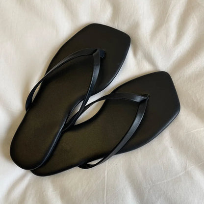 new Spring/summer/women pu slippers beach sandals outdoor wild fashion ladies square head flip flops