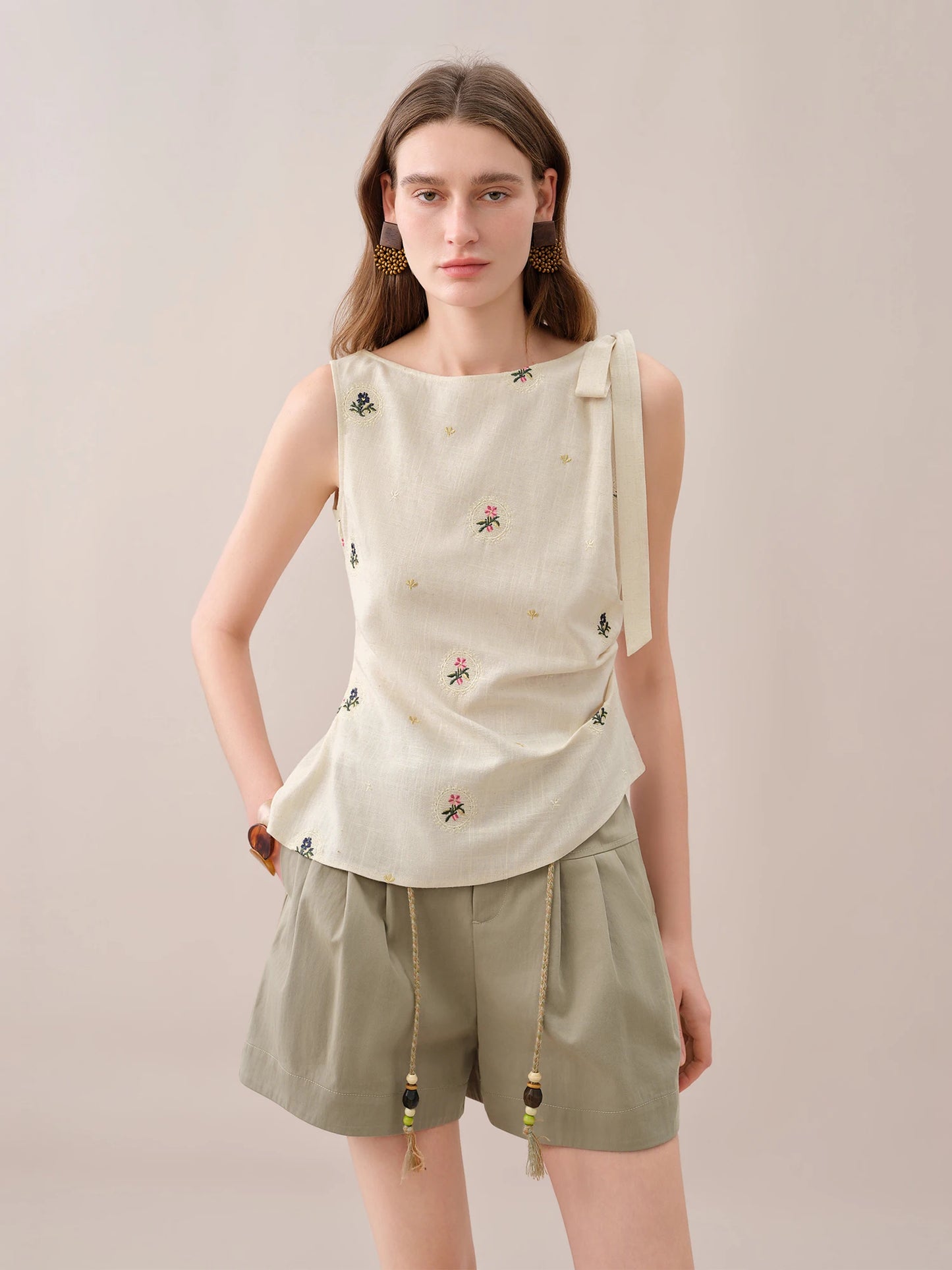 FSLE【Premium Series】Fashionable Embroidered Sleeveless Top and Tulip Skirt Elastic Waist Retro Women 2026 Summer New Arrival Set