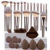 Foundation & Eyeshadow Brush Set — view 28