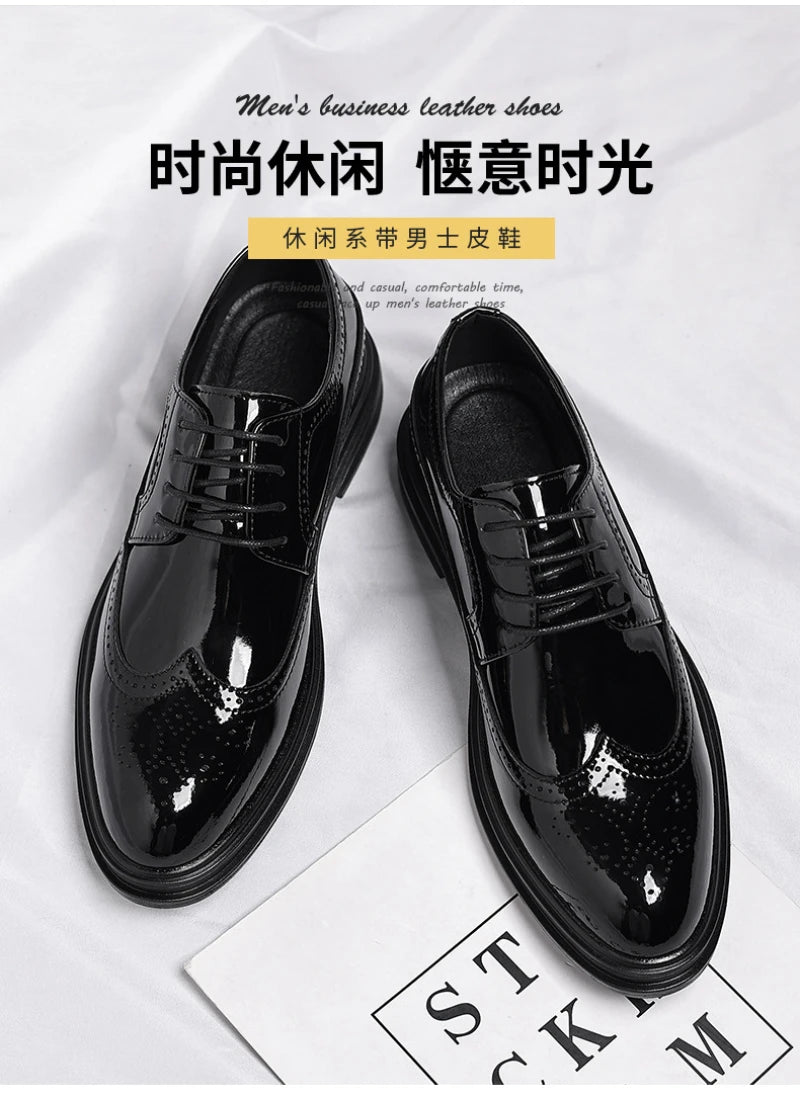 Glossy Patent Leather Brogue Perforated Carved Formal Dress Shoes Lace Up Fashion Young Men Groom Wedding Party Leather Shoes