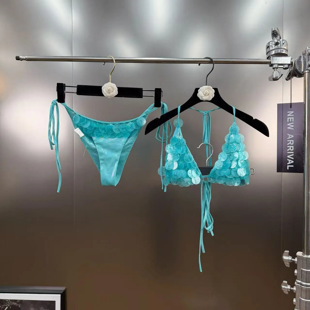 New Luxury Sequin Decorated Tie Bikini Two-Piece Swimsuit for Women Vacation Sexy Bikini Set