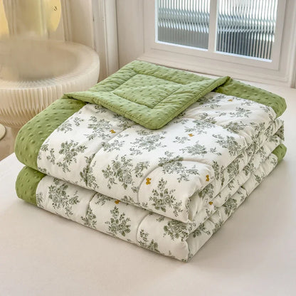 Summer Quilt Printed Polyester Microfiber Filling Lightweight Cooling Bed Blanket