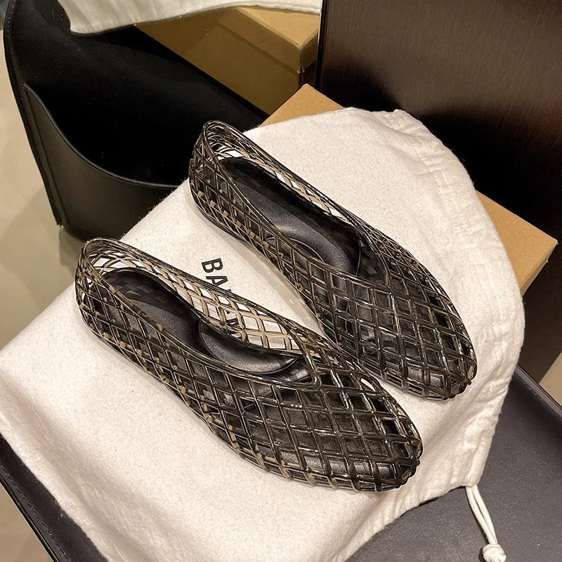2026 women's new transparent retro jelly casual women's shoes round toe shallow mouth PVC sandals