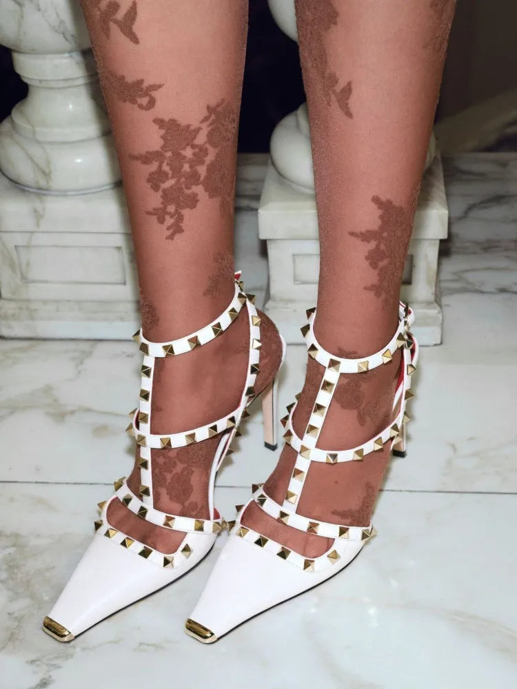 Summer Square Headed Rivet High-heeled Women's Sandals, Fashionable and Sexy Women's Party T-table Women's Plus Size Sandals