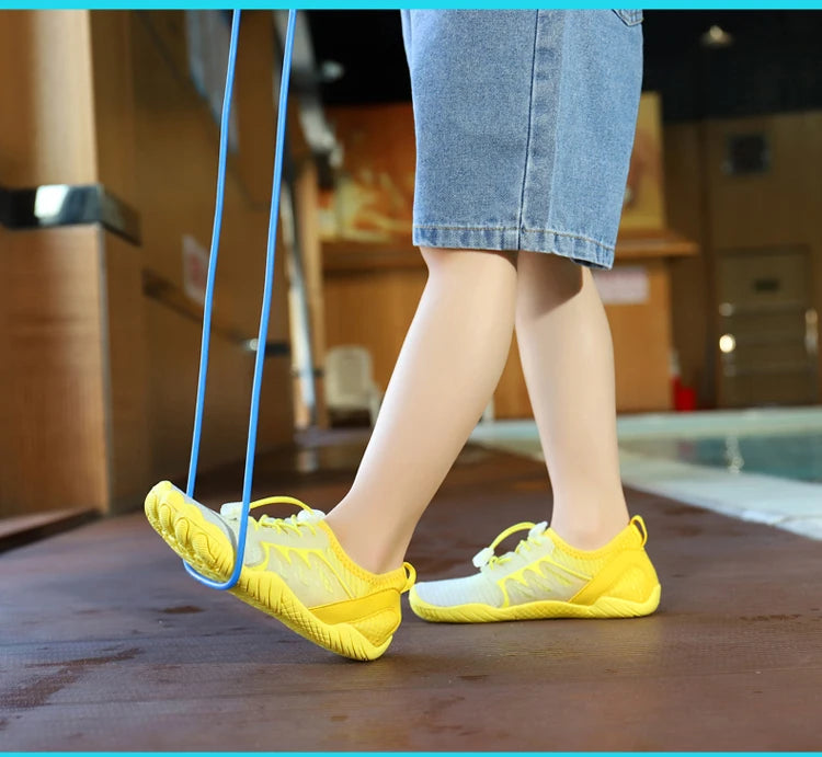 Outdoor Barefoot Sneakers Aqua shoes Men's and Women's Children's Quick-drying Swimming Beach Shoes Water Shoes Suitable Water S