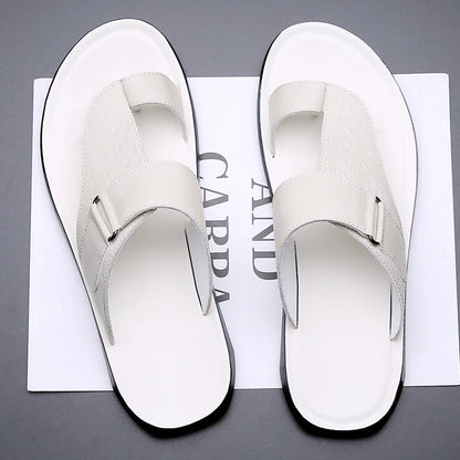 Men's Summer Sandals Breathable Fashion Simple Toe-Thru Soft Flat Bottom Beach Shoes Comfortable Classic Slippers-2502