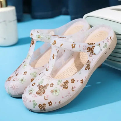 2025 Summer Printed Hole Shoes Women Sandals Ladies Jelly Shoes Cool Slippers Women Outer Wear Ladies Covered Toe Sandals 36-41