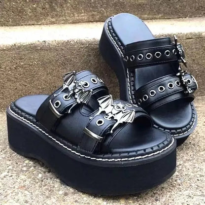 Summer Sandals Buckles Vampire Cosplay Platform Black Gothic Shoes for Women Slippers Metal Decoration Women Designer Slippers