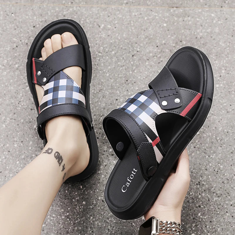 Sandals Men's 2025 New Summer Casual Beach Shoes Indoor and Outdoor Wear Two-Wear Lightweight One-Line Sandals