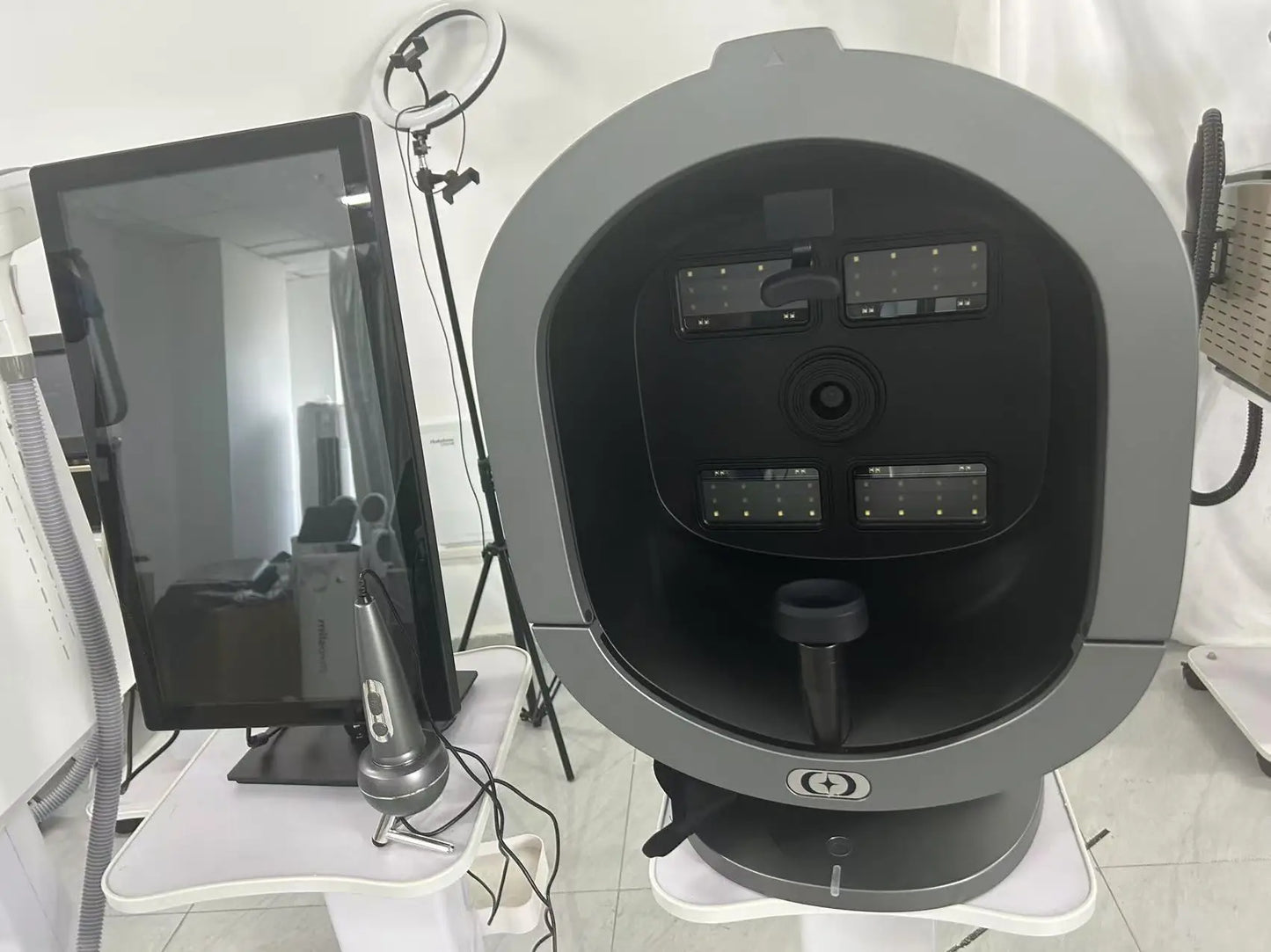 21.5 Inch X5 Facial Skin Analyzer, 3D AI Hair Scanner, 8 Spectrum Light, Beauty Analysis Machine for Salon Care
