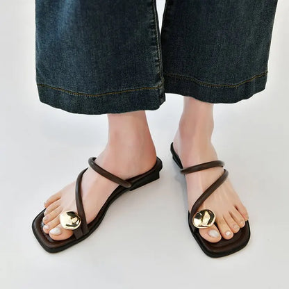 Women'S Summer 2025 New Fashionable Low-Heeled Sandals for Women with a Clip Toe Design, Perfect for Walking