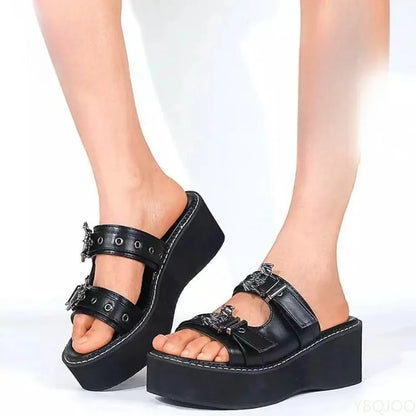 Summer Sandals Buckles Vampire Cosplay Platform Black Gothic Shoes for Women Slippers Metal Decoration Women Designer Slippers