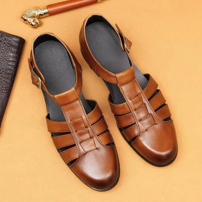 Summer Men's Sandals Leather Dress Shoes Outdoor Soft Pointed Formal Men Wedding Sandals Classic Light Slippers Sandals Sneakers