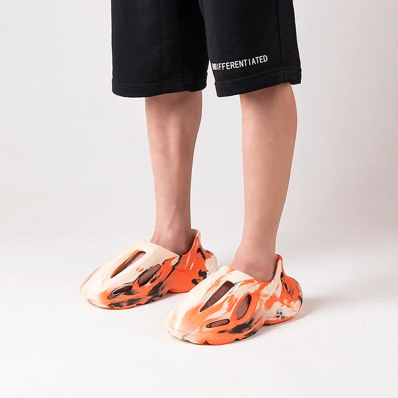 Irregular colors Unisex Beach Sandals EVA Hollow Garden Shoes Tie-dyed Designer Hole Slippers Sneakers  Slip On Foam Runner