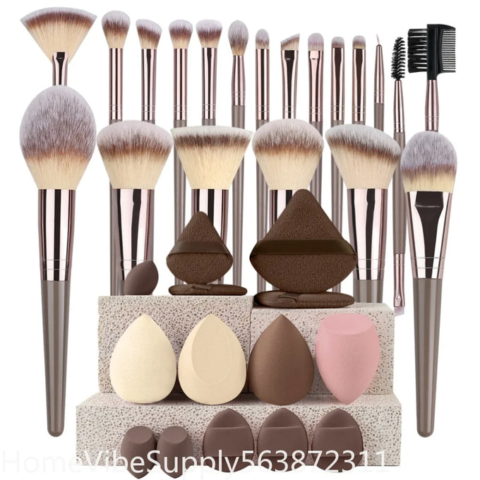 Foundation & Eyeshadow Brush Set — product image