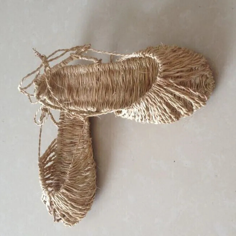 Straw Sandals for Men and Women Drift Beach Sandals Japanese Anime Cos Perform Hand-Woven Retro Shoes Male Summer Big Size 46